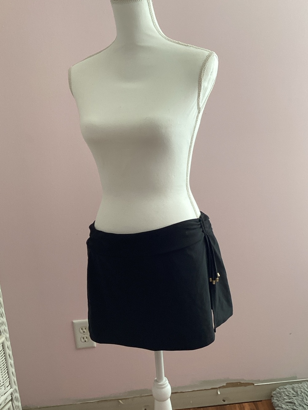 Time and Tru Black Swim Bottoms with Clean Edge